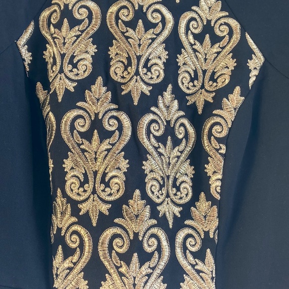 Dress - Picture 2 of 4